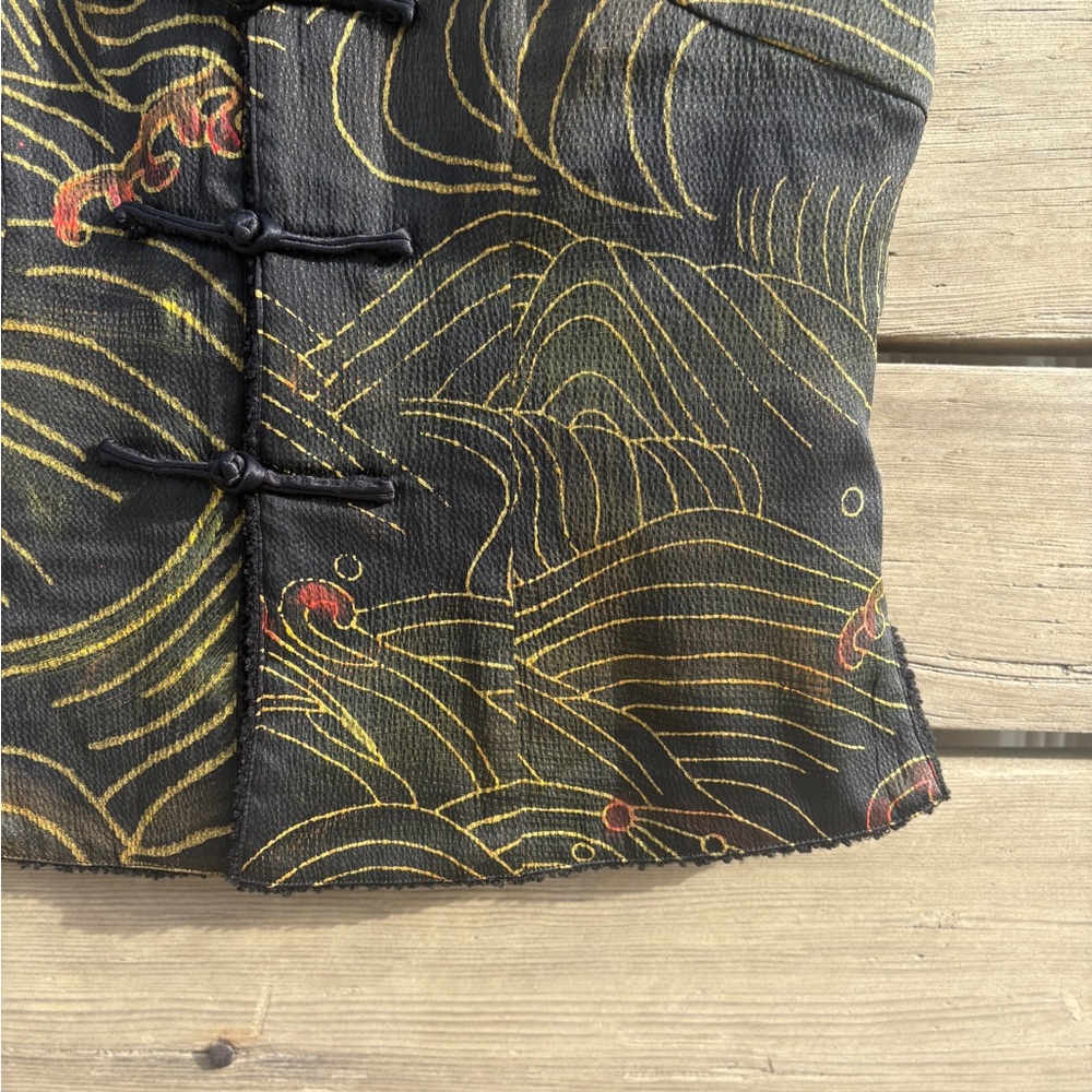 Vintage Asian Style fleece lined Black and Gold Patterned Vest - Picture 6 of 15